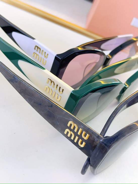 Picture of Miu Miu Sunglasses _SKUfw80050165fw